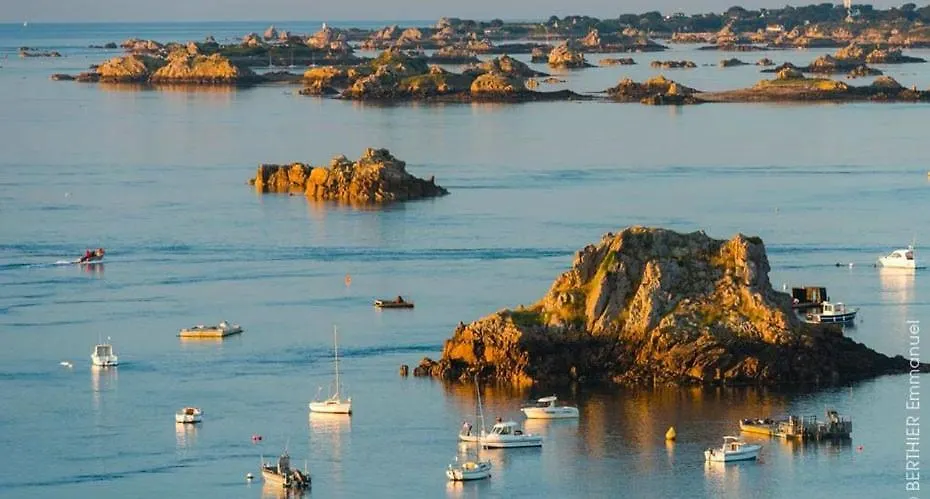 Seaview Espace, Calme Et Confort Face A La Mer Pleubian 0*,